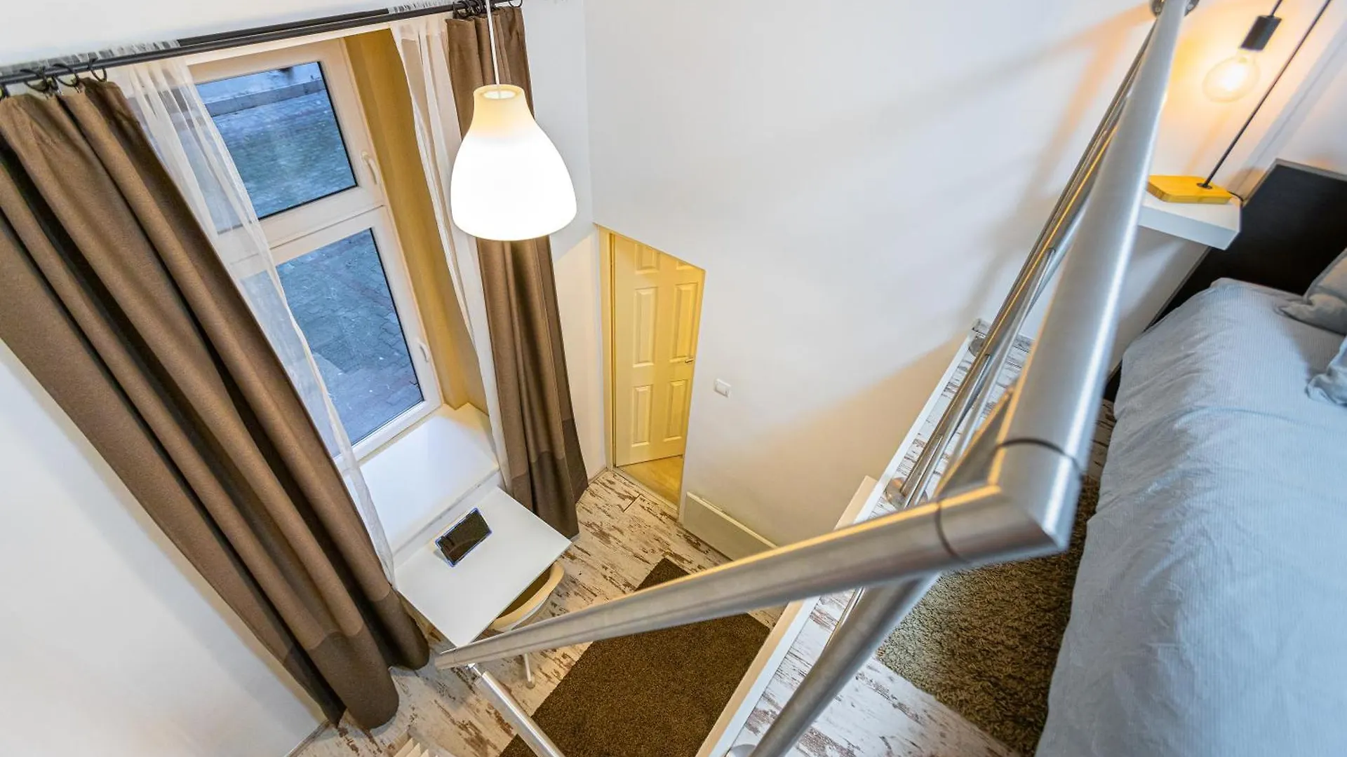 Lovolde Square - Next To Famous Andrassy Avenue Apartment Budapest